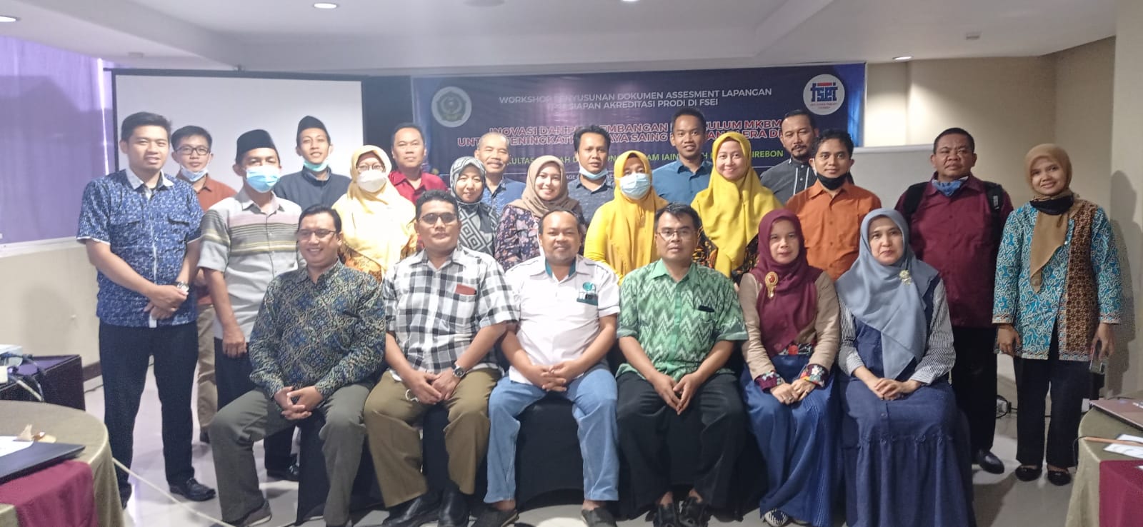 WORKSHOP PENYUSUNAN DOKUMEN ASSESMENT LAPANGAN PERSIAPAN AKREDITASI PRODI DI FSEI