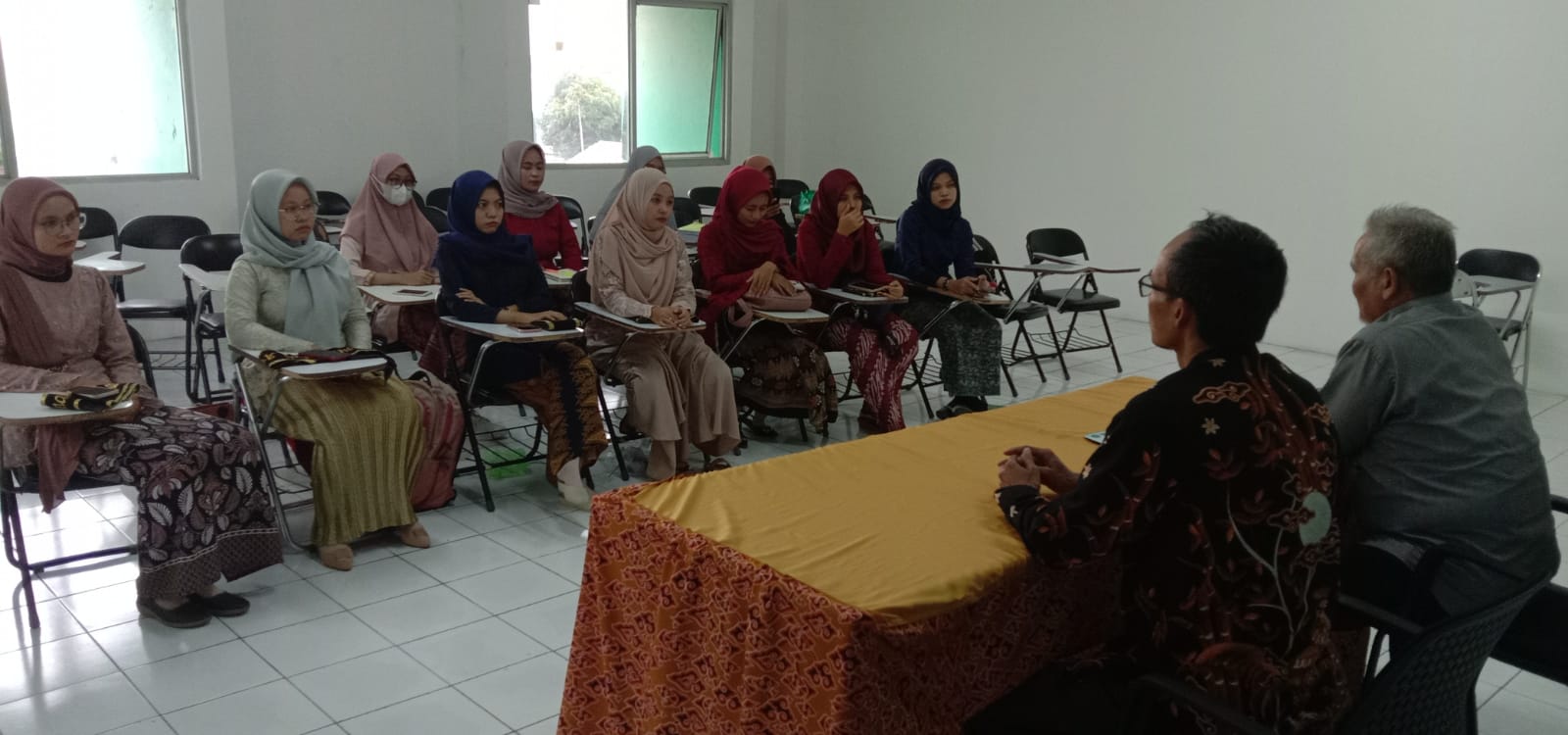 Foto Pengumuman Hasil Sidang Skripsi (Munaqosah) Gel. IV Jurusan Ekonomi Syariah